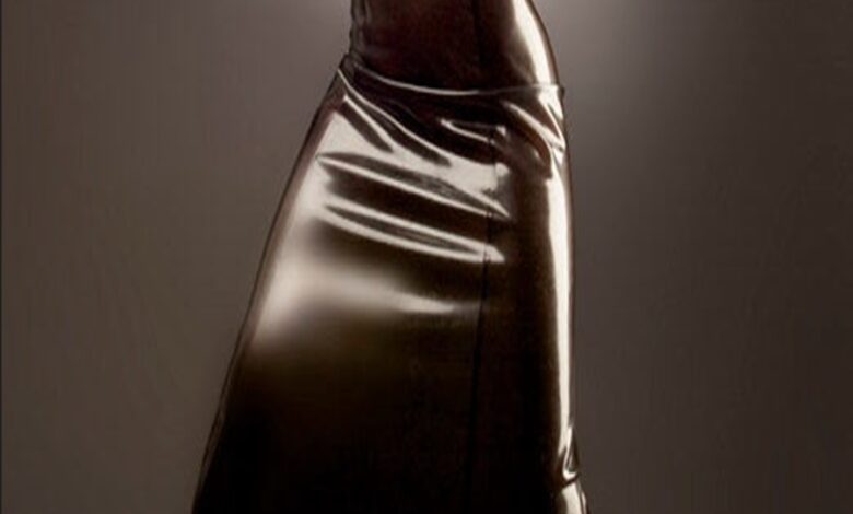 Latex Dress: Transform Your Style!