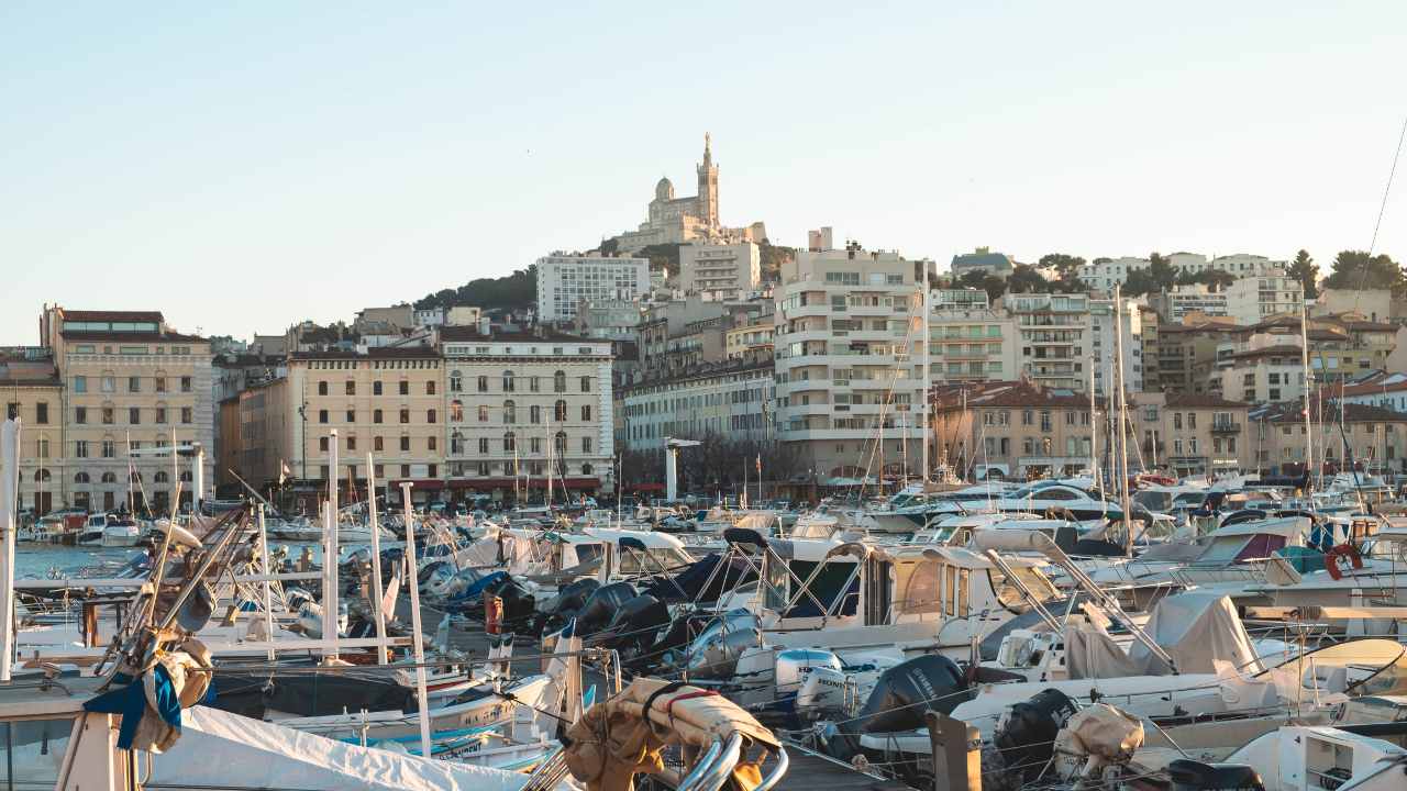 Expert Guide to Hiring a Labor Lawyer in Marseille